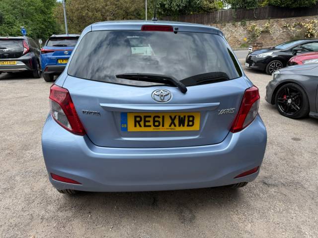 2011 Toyota Yaris 1.33 VVT-i TR 5dr Multidrive S - SAT NAV - REAR CAMERA- BLUETOOTH £35.00 TAX