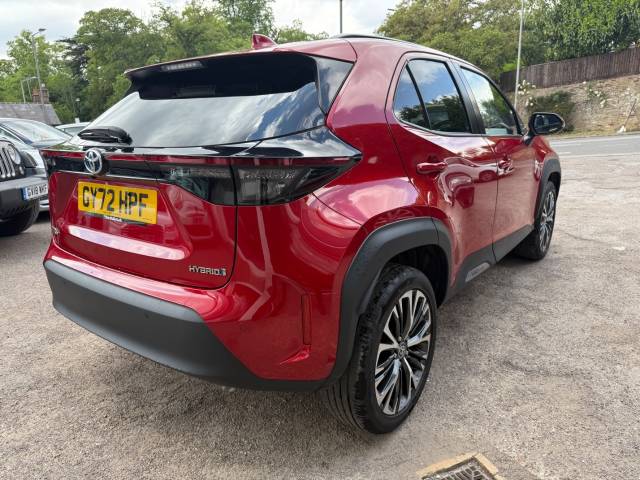 2022 Toyota Yaris Cross 1.5 Hybrid Excel 5dr CVT - NAV - CAR PLAY - PARKING SENSORS - H/SEATS -