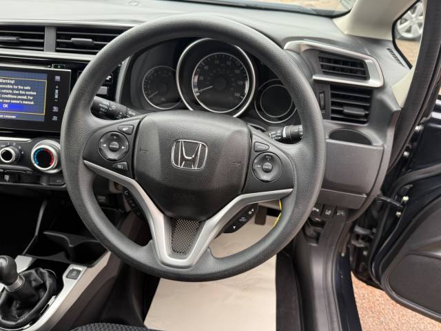 2019 Honda Jazz 1.3 i-VTEC SE Navi 5dr - FSH - AIR CON - ALLOYS - BLUETOTH