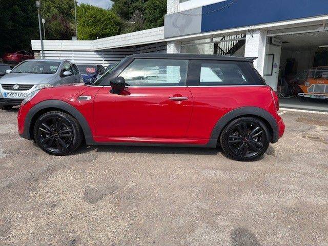 2015 Mini Hatchback 1.5 Cooper 3dr - MINI SPORTS PACK - PEPPER PACK - 17