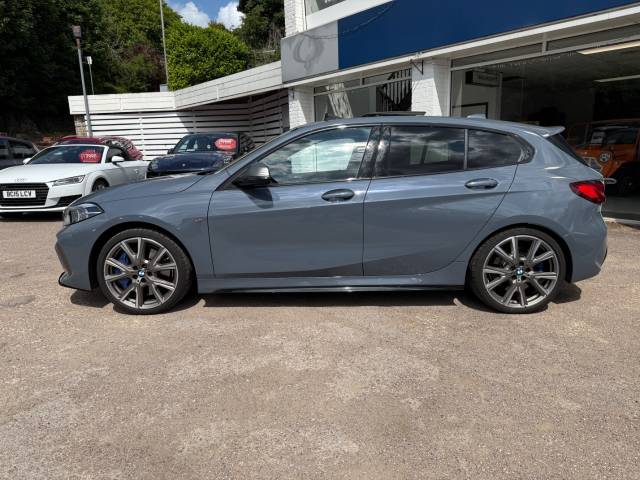 2022 BMW 1 Series 2.0 M135i xDrive 5dr Step Auto -SUNROOF -  FBMWSH - MEMOREY SEATS -