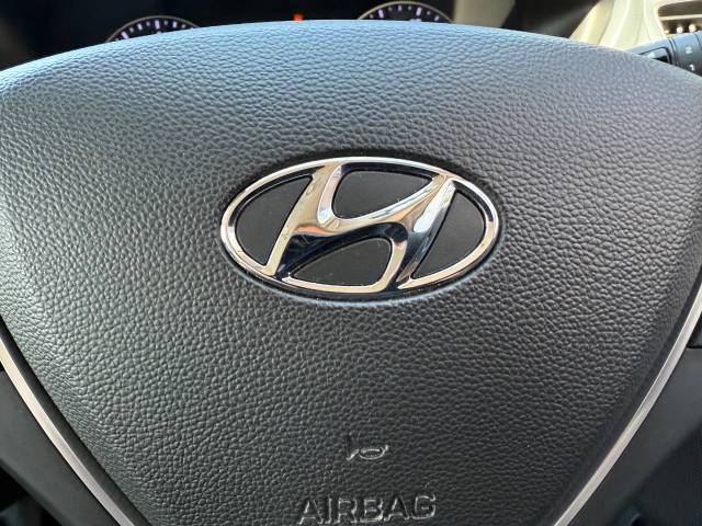 2015 Hyundai i20 1.4 SE 5dr Auto - REAR PARKING SENSORS - AIR CON - CRUISE