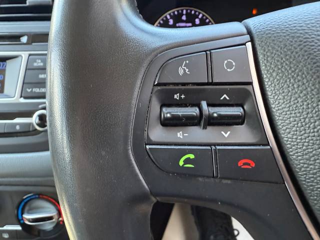 2015 Hyundai i20 1.4 SE 5dr Auto - REAR PARKING SENSORS - AIR CON - CRUISE