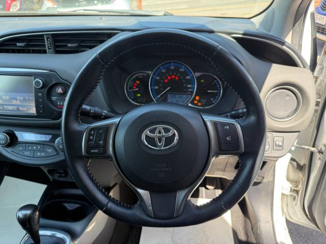 2014 Toyota Yaris 1.5 Hybrid Icon 5dr CVT - ZERO TAX- REAR CAMERA - BLUETOOTH