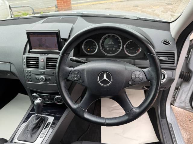 2010 Mercedes-Benz C Class 1.8 C180 CGI BlueEFFICIENCY Executive SE 4dr Auto