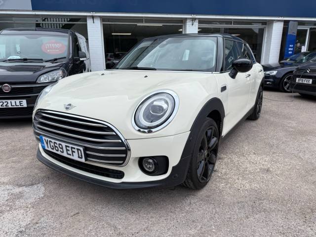 Mini Clubman 1.5 Cooper Exclusive 6dr Auto - CAR PLAY - R/CAMERA - H/LEATHER Estate Petrol White