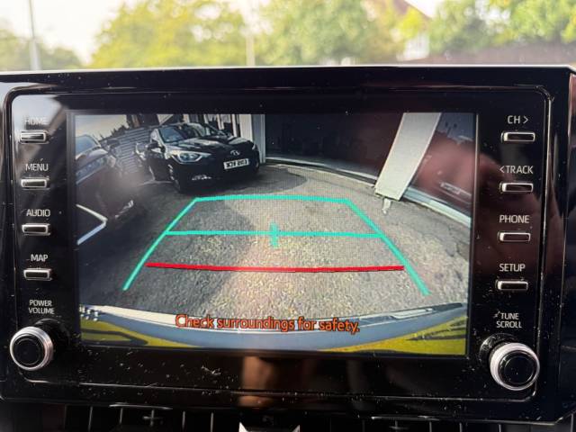 2019 Toyota Corolla 1.8 VVT-i Hybrid Design 5dr CVT - ONE OWNER - FTSH - NAV-