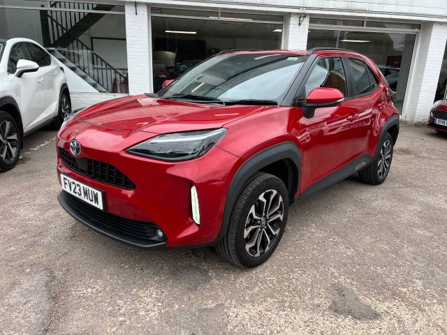 Toyota Yaris Cross 1.5 Hybrid Design 5dr CVT Hatchback Petrol / Electric Hybrid Red