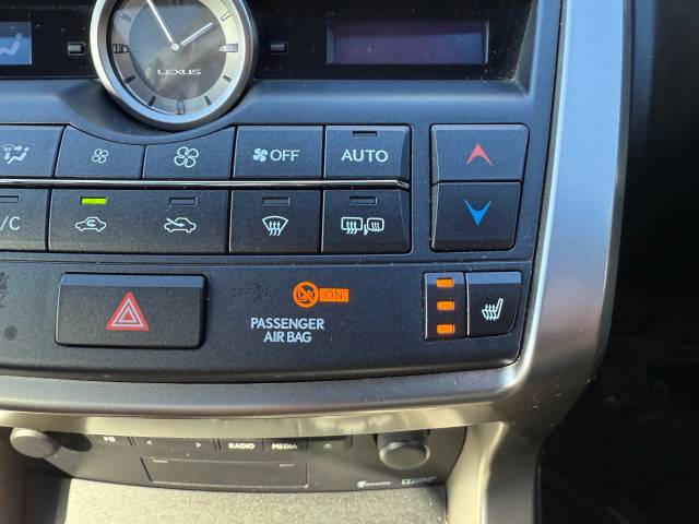 2015 Lexus Nx 300h 2.5 F-Sport 5dr CVT - PAN ROOF - NAV - LEXUS HISTORY