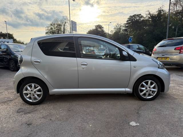 2014 Toyota Aygo 1.0 VVT-i Mode 5dr [AC] - FSH - £20,00 TAX -