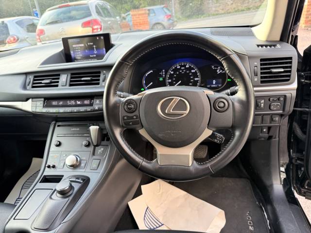 2017 Lexus CT 200h 1.8 Luxury 5dr CVT Auto - FLSH - HEATED LATHER - SAT NAV