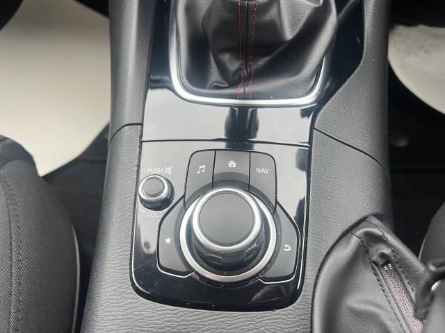 2016 Mazda 3 2.0 SE-L Nav 4dr - FSH-  HEATED SEATS - PARKING SENSORS