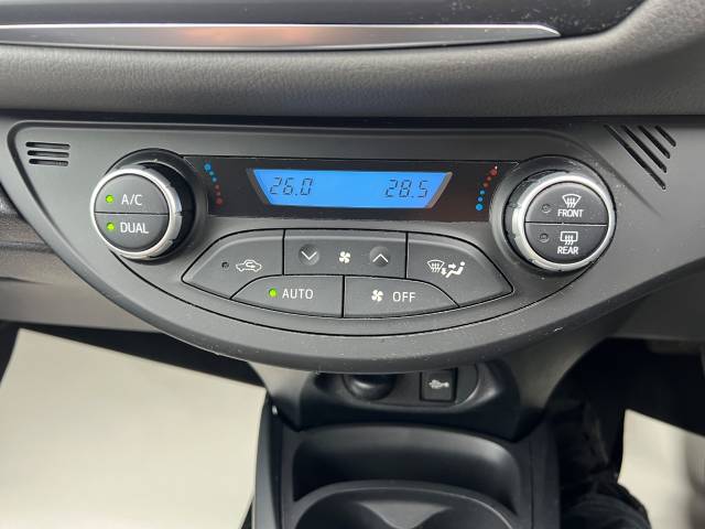 2020 Toyota Yaris 1.5 Hybrid Icon 5dr CVT - FTSH - REAR CAMERA -  AIR CON