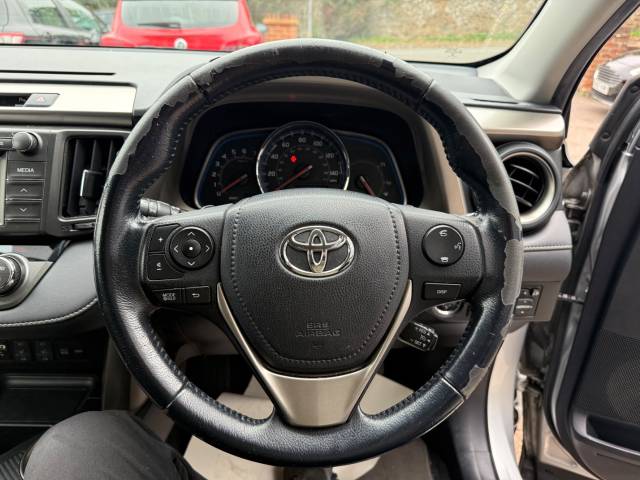 2013 Toyota Rav-4 2.2 D-CAT Invincible 5dr Auto - H/LEATHER -