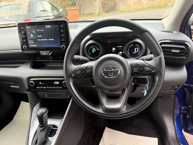 2022 Toyota Yaris 1.5 Hybrid Design 5dr CVT - APPLE CAR PLAY/ANDROID AUTO