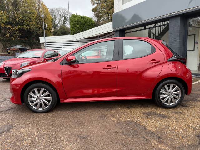 2023 Toyota Yaris 1.5 Hybrid Icon 5dr CVT - 1 OWNER - FTSH - APPLE CAR PLAY