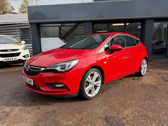 Vauxhall Astra 1.6 CDTi Bi-Turbo 16V 160 SRi Nav 5dr - FSH - Hatchback Diesel Red