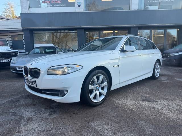 BMW 5 Series 2.0 520d SE 5dr Step Auto - FSH - PARKING SENSORS - AIR CON - ALLOYS Estate Diesel White