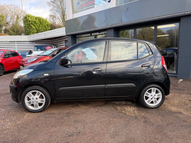 2009 Hyundai i10 1.2 Style 5dr - FSH - TWENTY FIVE POUNDS TAX - AIR CON