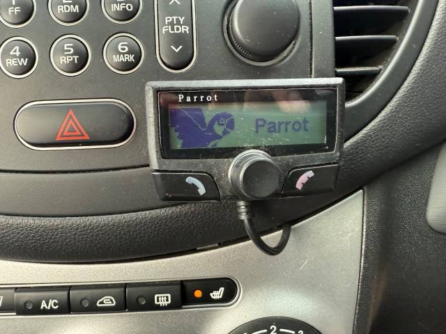 2009 Hyundai i10 1.2 Style 5dr - FSH - TWENTY FIVE POUNDS TAX - AIR CON