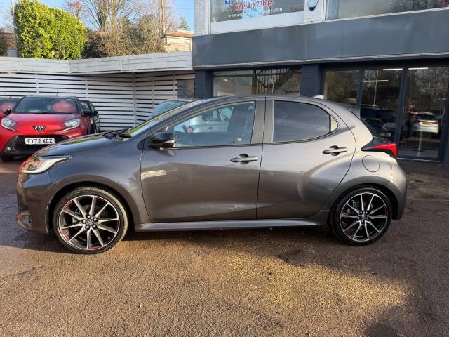 2023 Toyota Yaris 1.5 Hybrid GR Sport 5dr CVT - ONE OWNER - FTSH - REAR CAMERA- BLUETOOTH