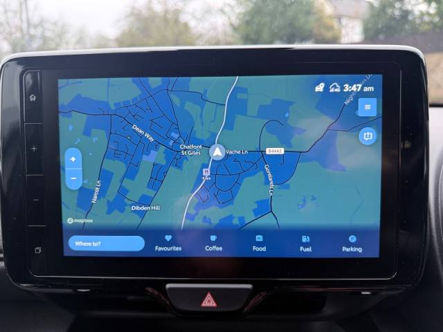 2023 Toyota Yaris Cross 1.5 Hybrid GR Sport 5dr CVT - HEATED SEATS - FRONT AND REAR PARKING SENSORS