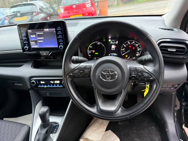 2022 Toyota Yaris 1.5 Hybrid Icon 5dr CVT - ANDROID AUTO /CAR PLAY - FTSH - 1 OWNER