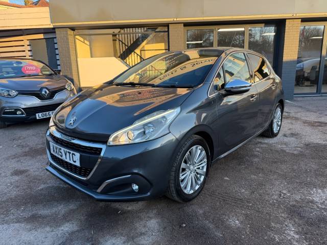 Peugeot 208 1.2 PureTech 82 Allure 5dr - 1 OWNER - FSH - BLUETOOTH - AIR CON Hatchback Petrol Grey