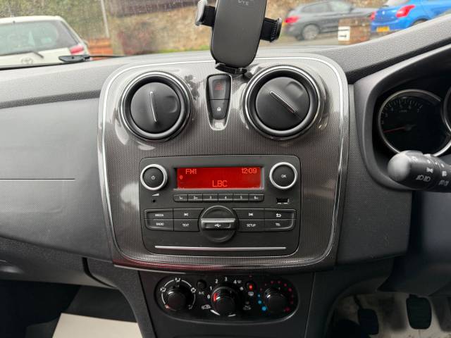 2017 Dacia Sandero Stepway 0.9 TCe Ambiance 5dr - 1 OWNER - FSH -