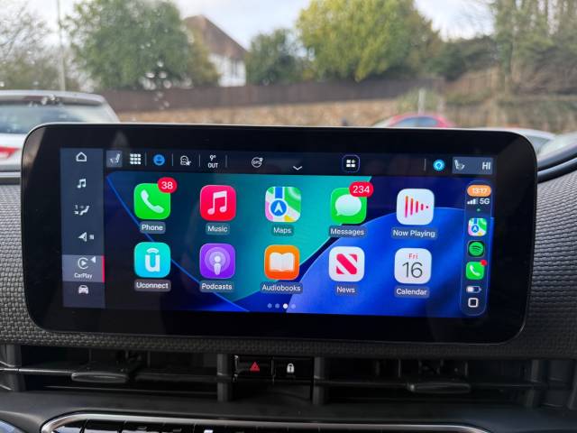 2025 Fiat 500e C 0.0 87kW 42kWh 2dr Auto La Prima - HEATED LEATHER - PARKING SENSORS- CAR PLAY