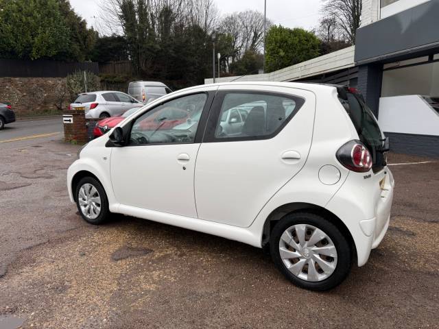 2014 Toyota Aygo 1.0 VVT-i Move 5dr - TWENTY POUNS TAX - AIR CON - LOW INSURANCE