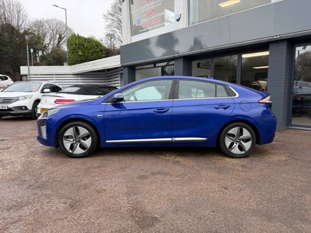 2020 Hyundai Ioniq 1.6 GDi Hybrid 1st Edition 5dr DCT - HEATED SEATS  - HEATED STEERING AND STEERING WHEEL