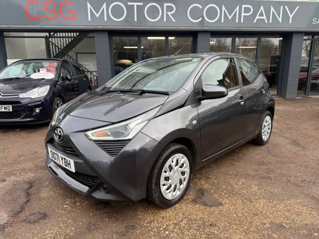 Toyota Aygo 1.0 VVT-i X-Play TSS 5dr x-shift - FTSH  - REAR CAMERA - BLUETOOTH - CRUISE Hatchback Petrol Grey