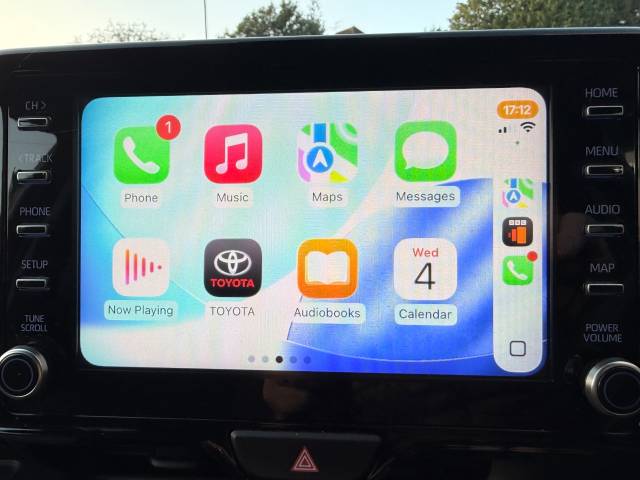 2023 Toyota Yaris 1.5 Hybrid Design 5dr CVT - FTSH - 1 OWNER - REAR CAMERA - CAR PLAY