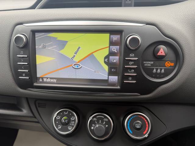 2019 Toyota Yaris 1.5 VVT-i Icon Tech 5dr - REAR CAMERA- PARKING SESNORS