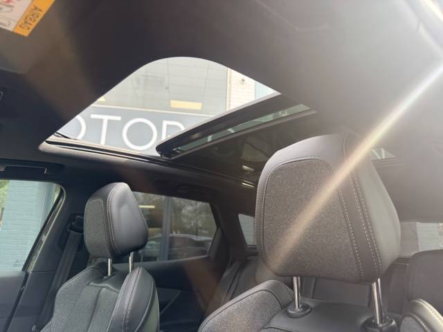 2018 Peugeot 3008 1.6 THP GT Line 5dr EAT6 - FFSH - SUNROOF - HEATED SEATS