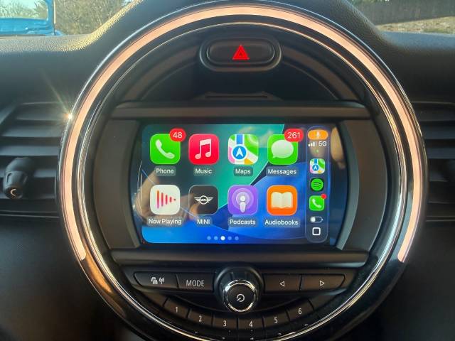 2018 Mini Convertible 2.0 Cooper S II 2dr Auto - CAR PLAY - ONE OWNER - HEATED SEATS