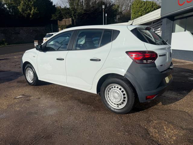 2021 Dacia Sandero 1.0 SCe Access 5dr -1 OWNER -