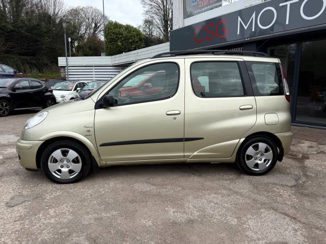 2005 Toyota Yaris Verso 1.3 VVTi T3 5dr Auto - LAST OWNER 10 YEARS