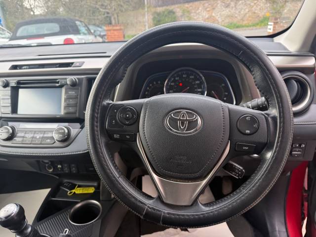 2014 Toyota Rav-4 2.2 D-4D Invincible 5dr - FSH - H/LEATHER - REAR CAMERA - POWER TAILGATE