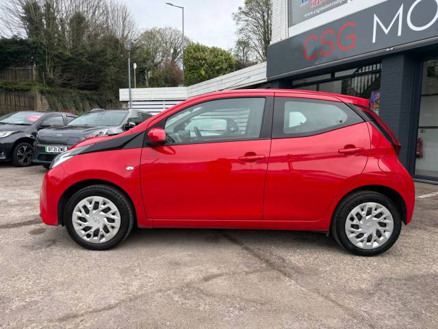 2020 Toyota Aygo 1.0 VVT-i X-Play TSS 5dr - APPLE CAR PLAY - ANDROID AUTO - REAR CAMERA