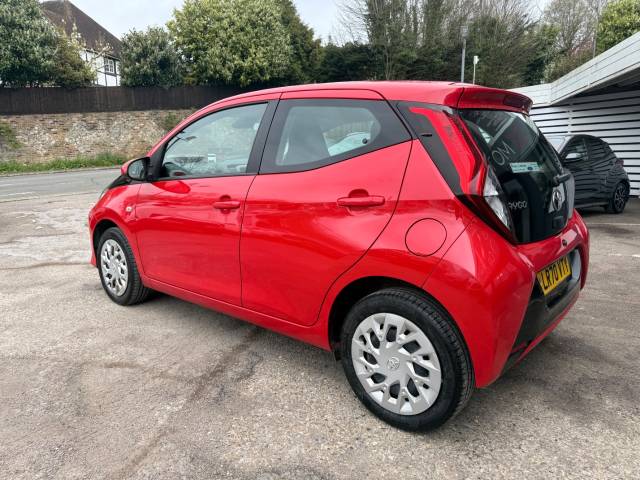 2020 Toyota Aygo 1.0 VVT-i X-Play TSS 5dr - APPLE CAR PLAY - ANDROID AUTO - REAR CAMERA