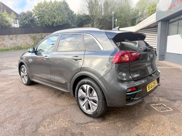 2021 Kia E-niro 0.0 150kW 4+ 64kWh 5dr Auto - HEATED SEATS - CAR PLAY - COOLING SEATS