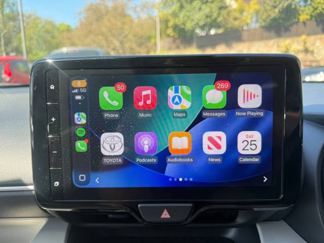 2023 Toyota Yaris 1.5 Hybrid Excel 5dr CVT - PAN ROOF 0 PARKING SESNORS - E/FMIRRIORS