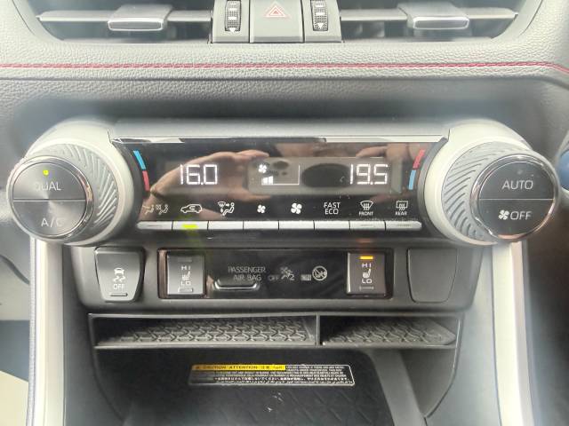 2022 Toyota Rav4 2.5 PHEV Dynamic AWD 5dr CVT -  FRONT AND REAR PARKING SESNORS - H/LEATHER SEATS -REAR CAMERA