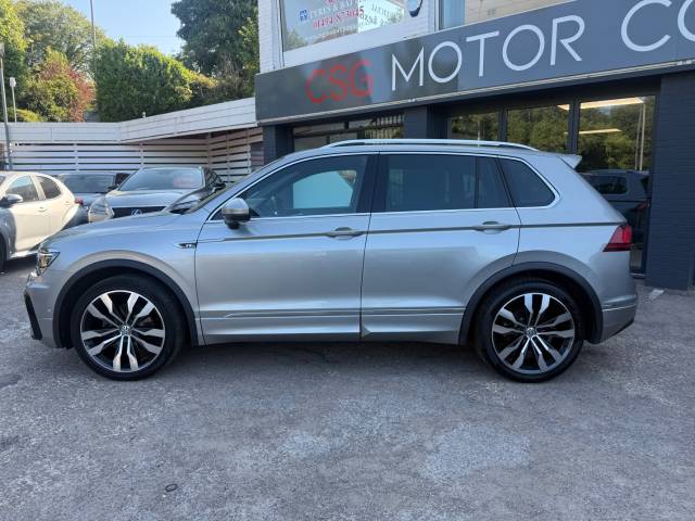 2019 Volkswagen Tiguan 2.0 TDi 150 4Motion R-Line Tech 5dr DSG - PAN ROOF - 360 CAMERA - FSH - H/SEATS