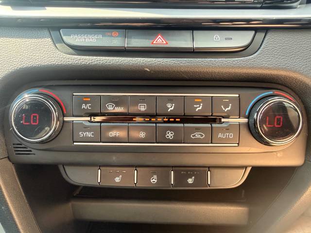 2023 Kia XCeed 1.5T GDi ISG 3 5dr PARKING SENSORS - CAR PLAY - 1/2 LEATHER - FSH