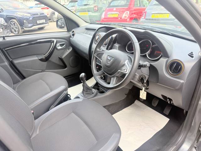 2017 Dacia Duster 1.5 dCi 110 SE Summit 5dr -  SAT NAV -  REAR SESNORS - AIR CON - CRUISE