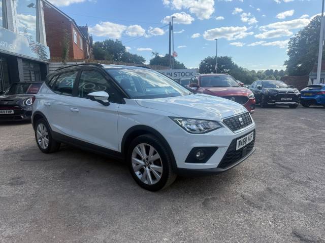 SEAT Arona 1.0 TSI SE 5dr - - CRUISE - BLUETOOTH - ALLOYS  - A/C Hatchback Petrol Black
