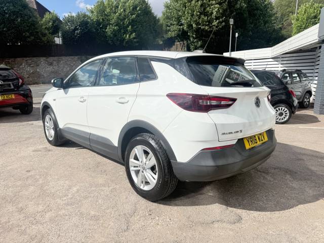 2018 Vauxhall Grandland X 1.2 Turbo SE 5dr - REAR SENSORS -  E/F/MIRRIORS - CAR PLAY